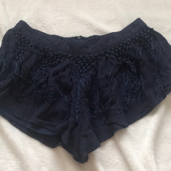 Shorts - Picture 1 of 2